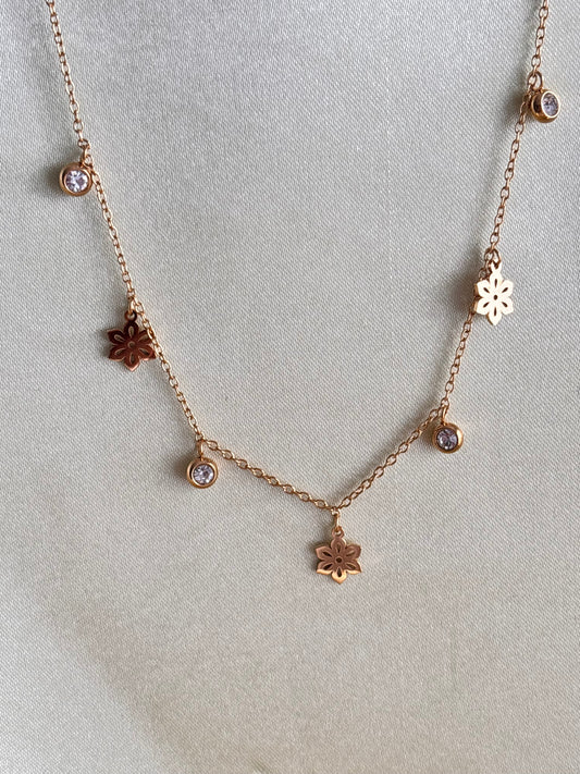 Collier Iris Étoilée - détail breloques