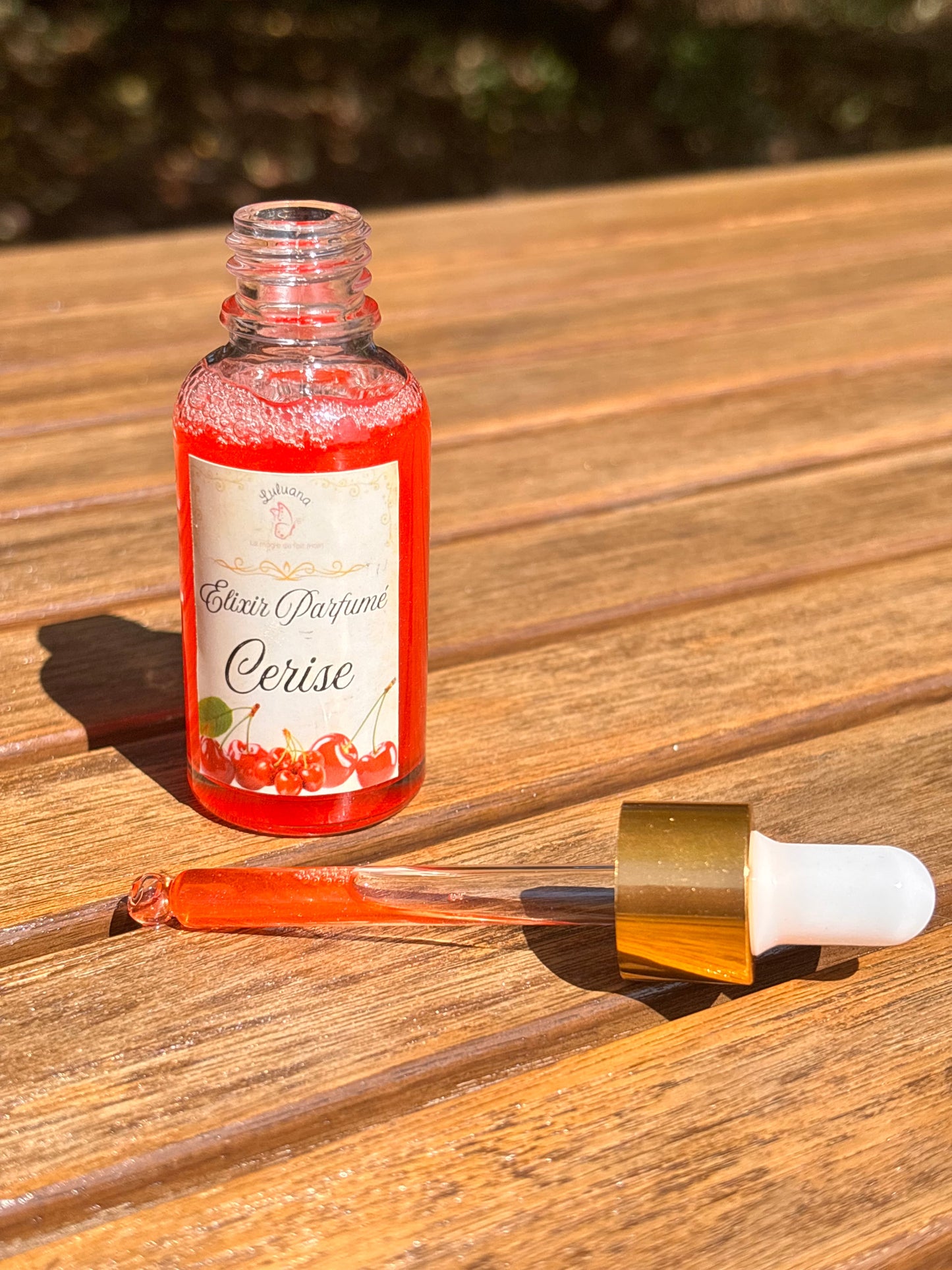 Elixir Parfumé Cerise - flacon ouvert